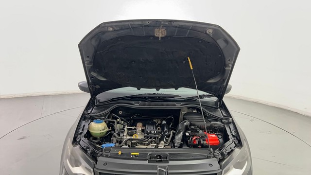 Second-hand 2016 Volkswagen Vento Petrol Highline AT for sale in New Delhi-8