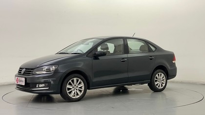 Second-hand 2016 Volkswagen Vento Petrol Highline AT for sale in New Delhi