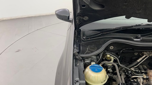 Second-hand 2016 Volkswagen Vento Petrol Highline AT for sale in New Delhi-34