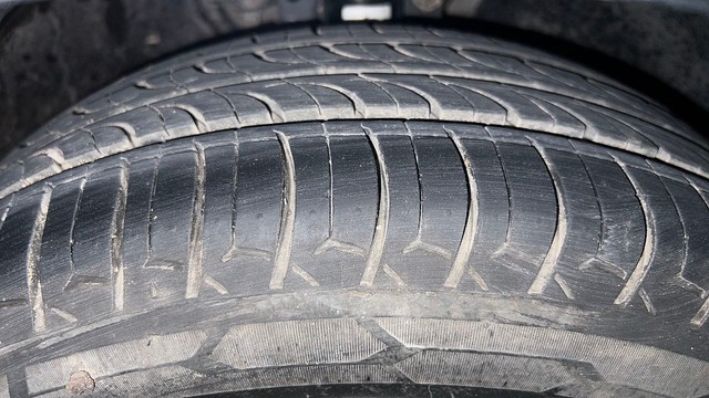 Second-hand 2016 Volkswagen Vento Petrol Highline AT for sale in New Delhi-33