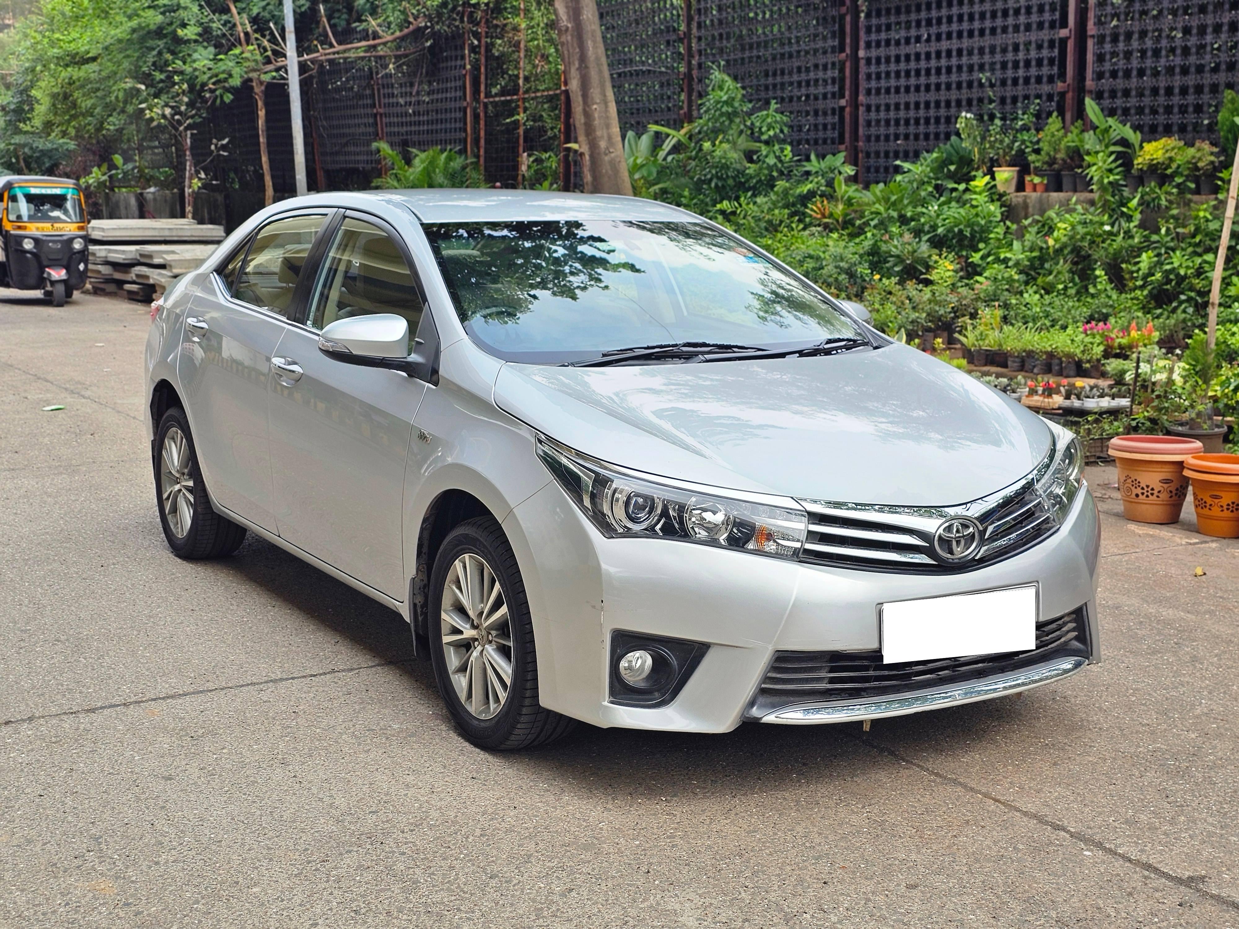 Used Toyota Corolla Altis 1.8 Limited Edition Car in Mumbai, 2015 Model ...
