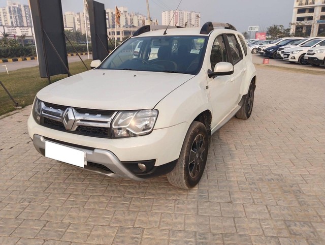 Second-hand 2016 Renault Duster RXZ AWD for sale in Chandigarh-4