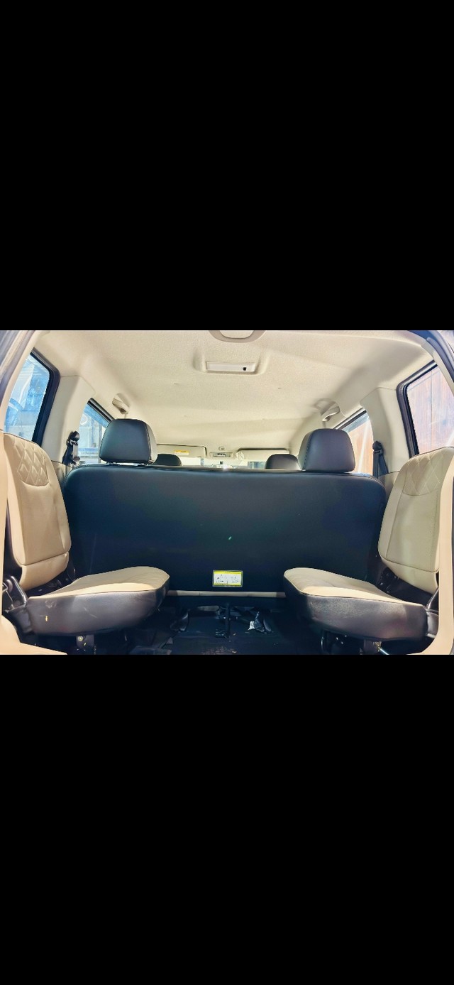 Second-hand 2018 Mahindra TUV 300 T10 for sale in Madurai-8