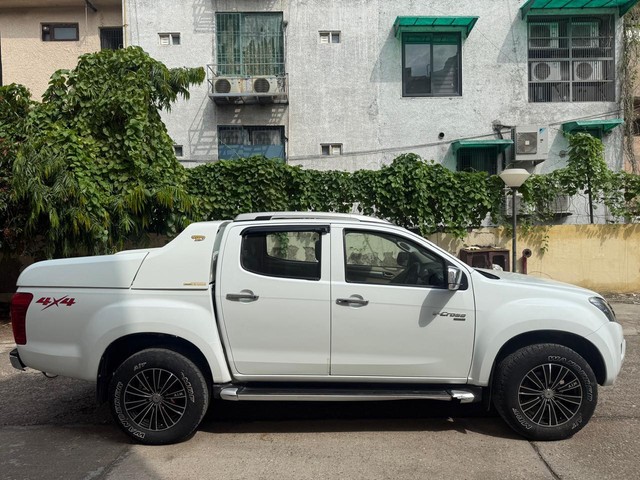Second-hand 2018 Isuzu D-Max High for sale in New Delhi-1