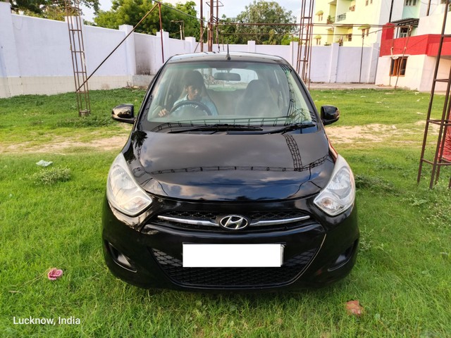 Second-hand 2011 Hyundai i10 Magna for sale in Lucknow-9
