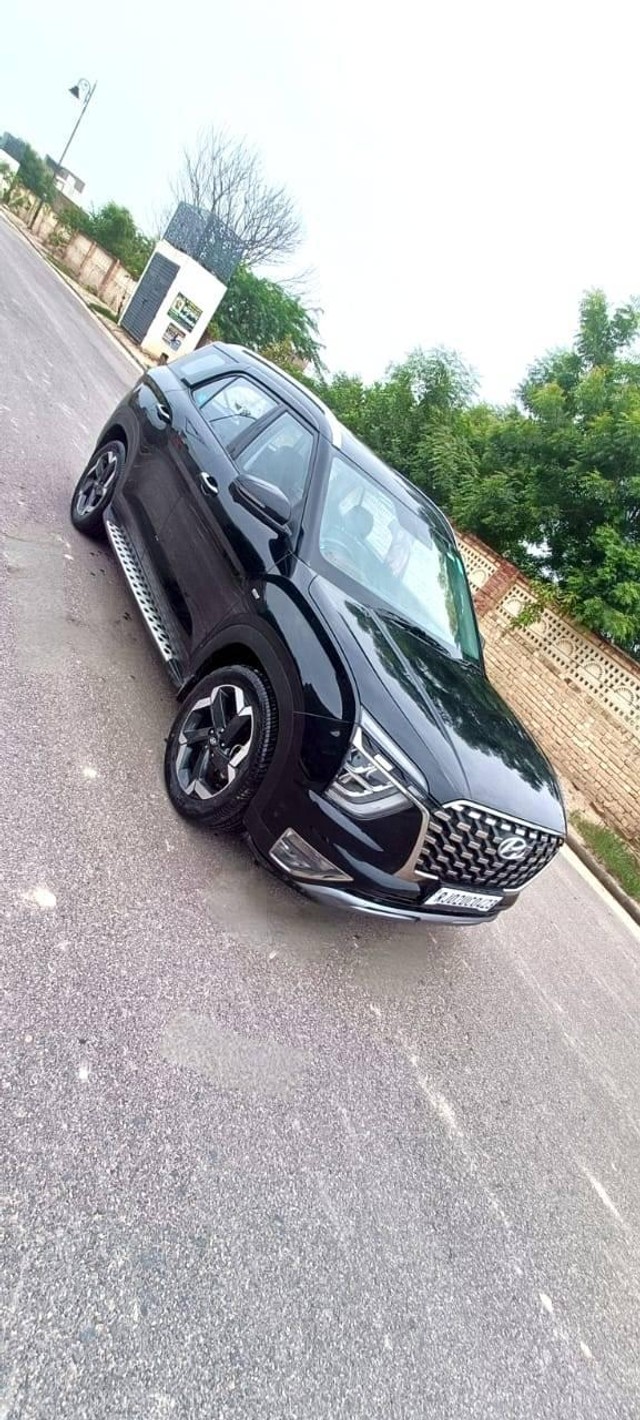 Second-hand 2021 Hyundai Alcazar Signature (O) Diesel AT BSVI for sale in Sri Ganganagar