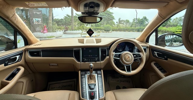 Porsche Macan 2L Second-hand 2017 Porsche Macan 2L for sale in New Delhi-6