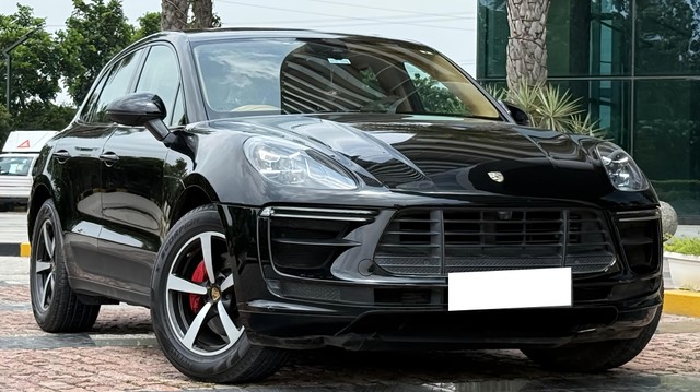 Porsche Macan 2L Second-hand 2017 Porsche Macan 2L for sale in New Delhi-11