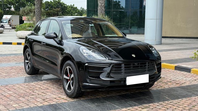 Porsche Macan 2L Second-hand 2017 Porsche Macan 2L for sale in New Delhi-13