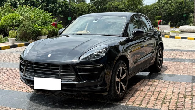 Porsche Macan 2L Second-hand 2017 Porsche Macan 2L for sale in New Delhi-4