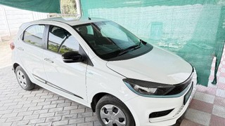 Tata Tiago EV Tata Tiago EV XT LR
