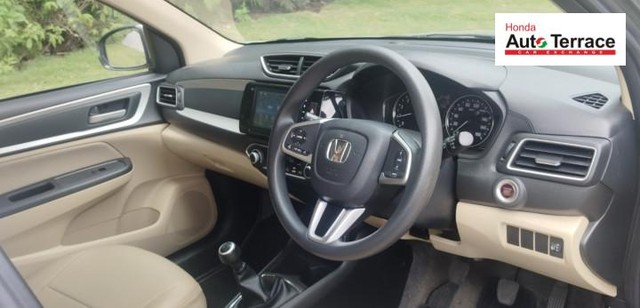 Second-hand 2022 Honda Amaze VX Petrol for sale in Hyderabad-8