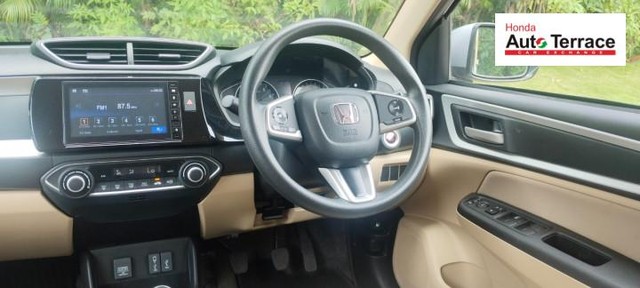 Second-hand 2022 Honda Amaze VX Petrol for sale in Hyderabad-10