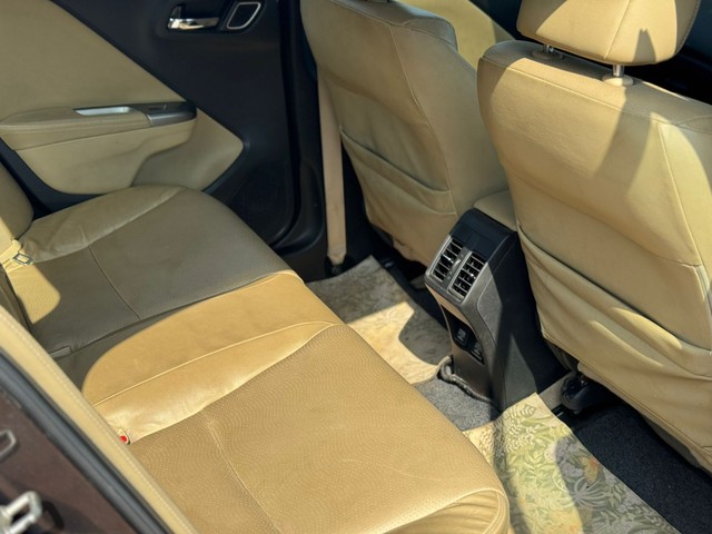 Second-hand 2019 Honda City i-VTEC CVT ZX for sale in Khordha-10