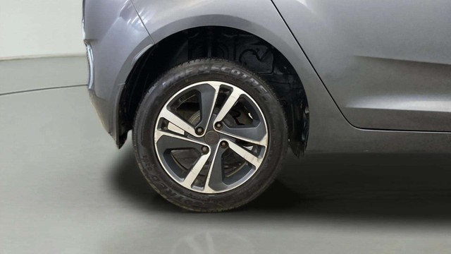 Tata Altroz XZ Diesel Second-hand 2021 Tata Altroz XZ Diesel for sale in Noida-25