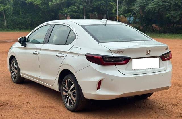Second-hand 2021 Honda City ZX CVT for sale in Khordha-8