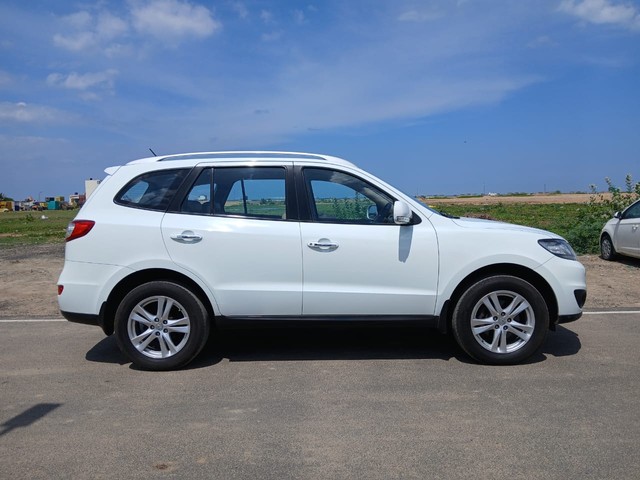 Second-hand 2013 Hyundai Santa Fe 4X2 for sale in Chennai-1