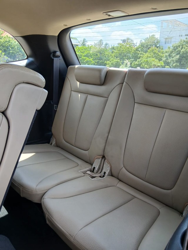 Second-hand 2013 Hyundai Santa Fe 4X2 for sale in Chennai-6