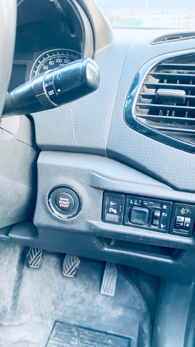 Second-hand 2017 Maruti Suzuki Vitara Brezza ZDi Plus AMT Dual Tone for sale in Haridwar-3