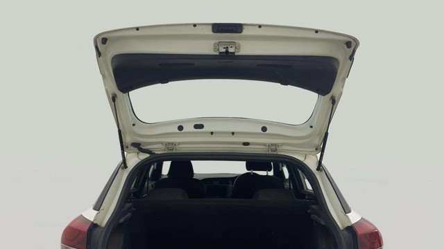 Second-hand 2015 Hyundai i20 Active 1.2 S for sale in Mumbai-20