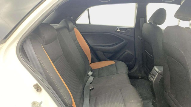 Second-hand 2015 Hyundai i20 Active 1.2 S for sale in Mumbai-16