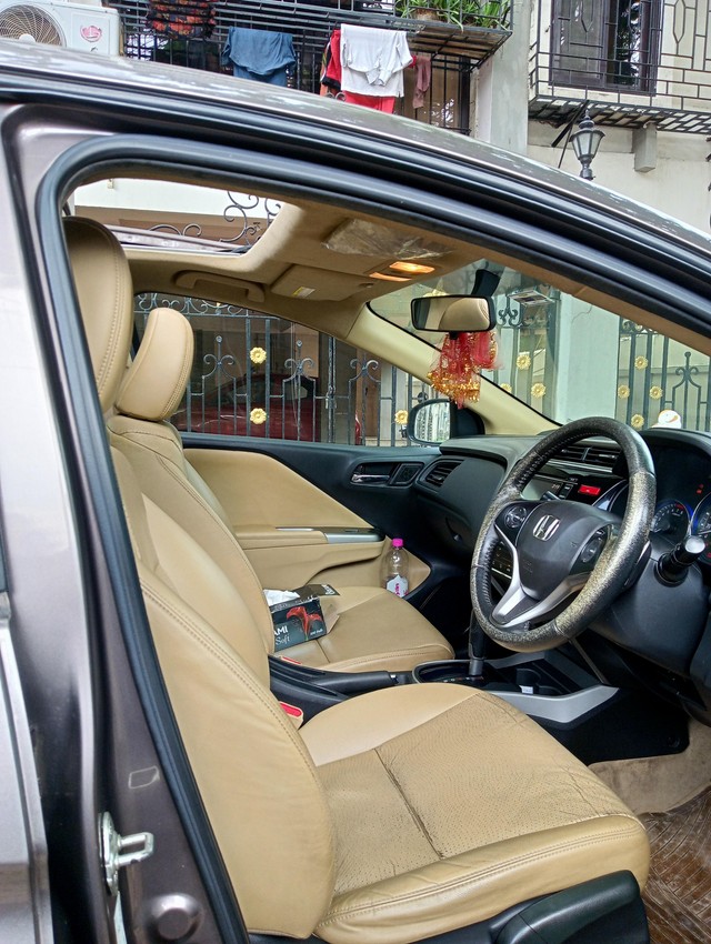 Second-hand 2016 Honda City i VTEC CVT VX for sale in Kolkata-10