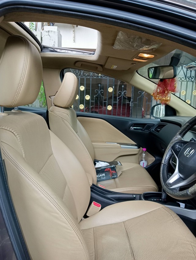 Second-hand 2016 Honda City i VTEC CVT VX for sale in Kolkata-3