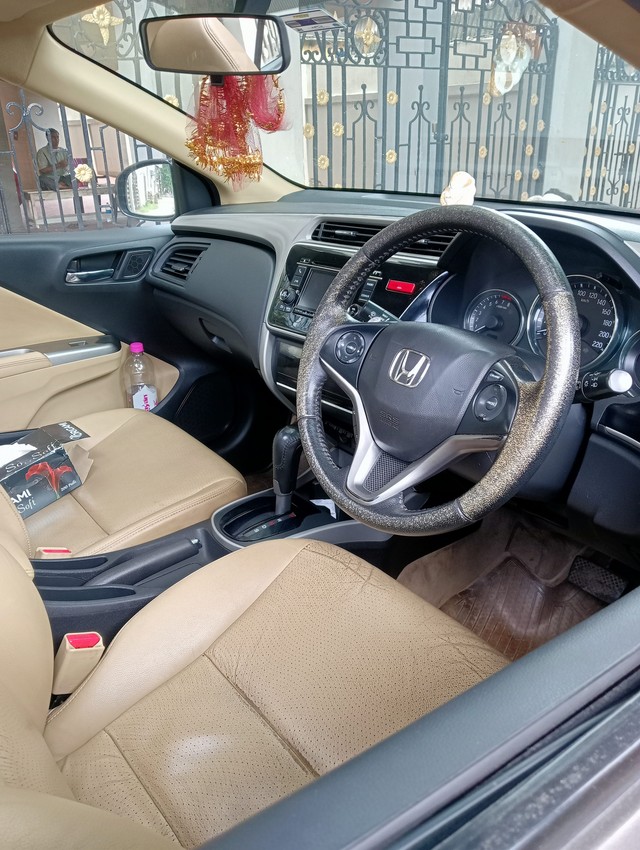 Second-hand 2016 Honda City i VTEC CVT VX for sale in Kolkata-8