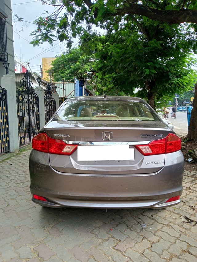 Second-hand 2016 Honda City i VTEC CVT VX for sale in Kolkata-1