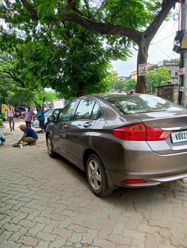 Second-hand 2016 Honda City i VTEC CVT VX for sale in Kolkata-13