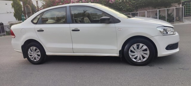 Second-hand 2010 Volkswagen Vento Petrol Breeze for sale in Moradabad-4