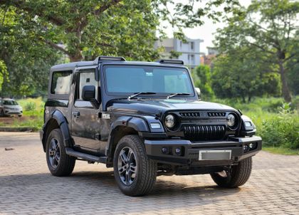 2023 Mahindra Thar LX 4डब्ल्यूडी Hard Top AT बीएस6