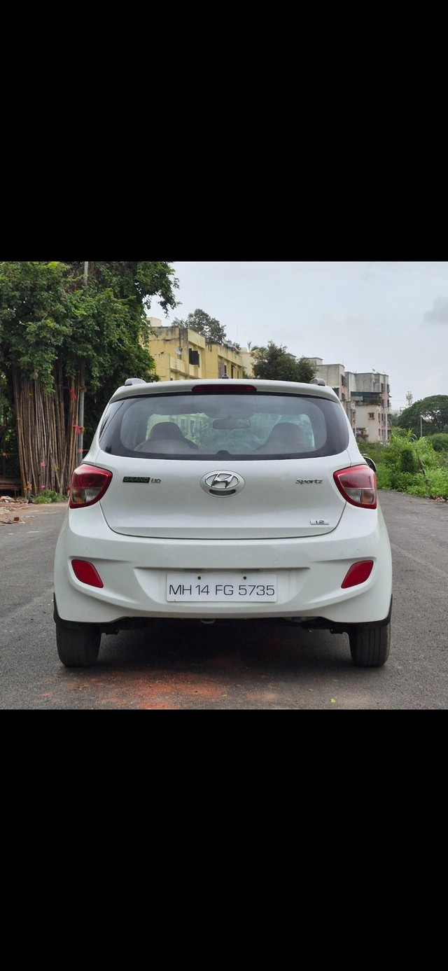 Second-hand 2016 Hyundai Grand i10 Sportz for sale in Pune-1