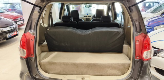 Second-hand 2016 Maruti Ertiga CNG VXI for sale in Kanpur-8