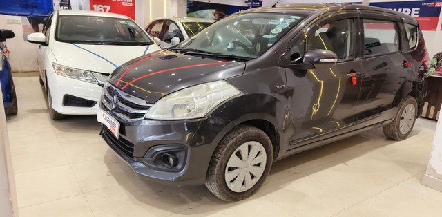 Second-hand 2016 Maruti Ertiga CNG VXI for sale in Kanpur-5