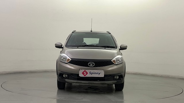 Second-hand 2018 Tata Tiago NRG Petrol for sale in New Delhi-7