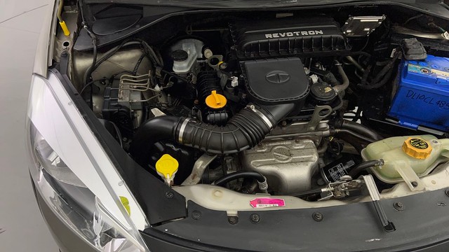 Second-hand 2018 Tata Tiago NRG Petrol for sale in New Delhi-37