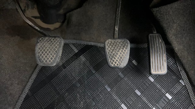 Second-hand 2015 Honda Amaze 2nd Gen E for sale in Ahmedabad-14