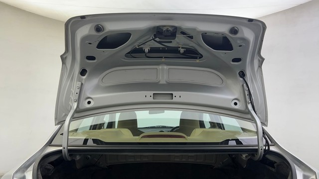 Second-hand 2015 Honda Amaze 2nd Gen E for sale in Ahmedabad-25