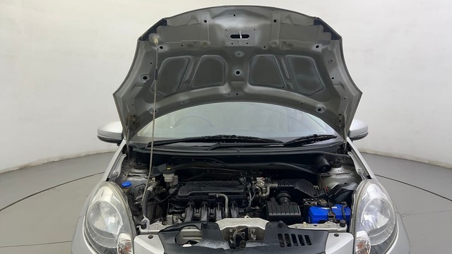 Second-hand 2015 Honda Amaze 2nd Gen E for sale in Ahmedabad-8