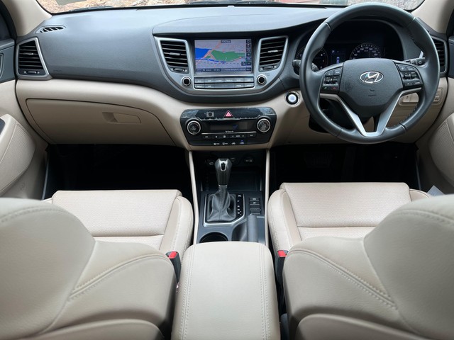 Second-hand 2019 Hyundai Tucson 2.0 Dual VTVT 2WD AT GL for sale in Bangalore-8