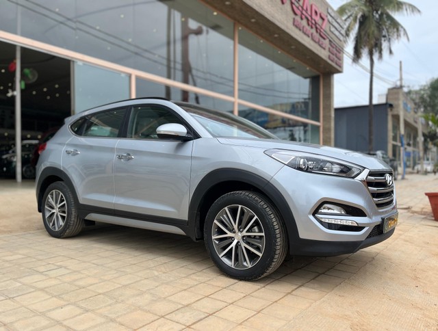 Second-hand 2019 Hyundai Tucson 2.0 Dual VTVT 2WD AT GL for sale in Bangalore-4