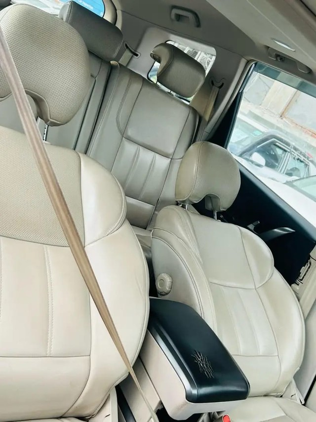 Second-hand 2017 Mahindra XUV500 R W10 FWD for sale in Bhilwara-14