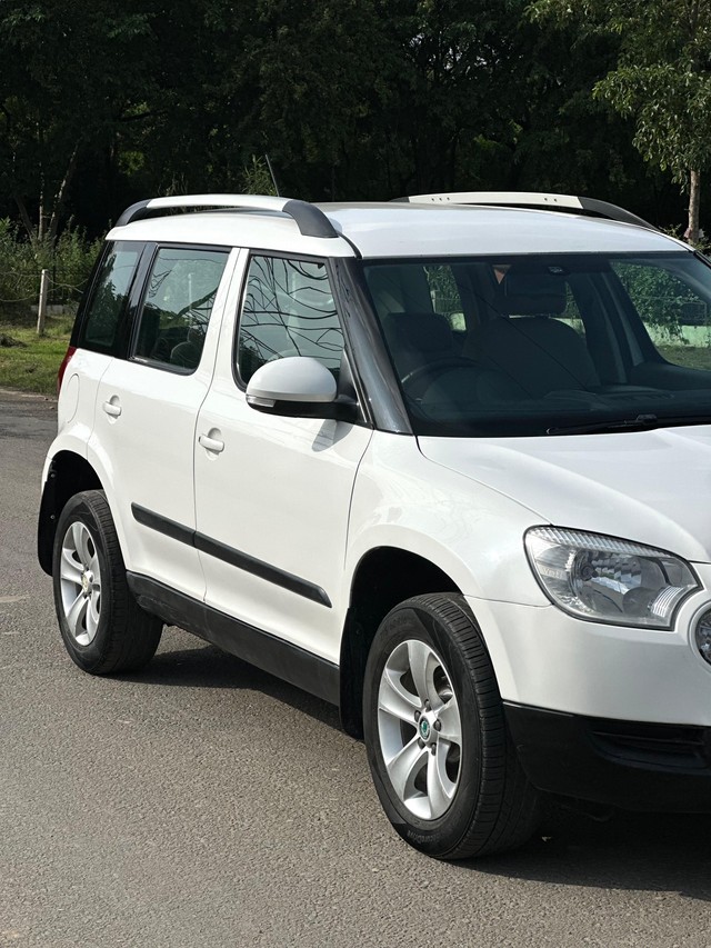 Second-hand 2012 Skoda Yeti Elegance for sale in Chandigarh-2