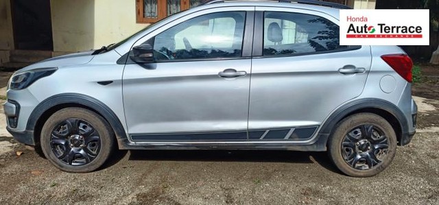 Second-hand 2018 Ford Freestyle Titanium Diesel for sale in Bhubaneswar-6