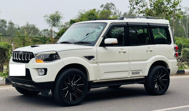 Second-hand 2019 Mahindra Scorpio S9 BSIV for sale in Chandigarh-5