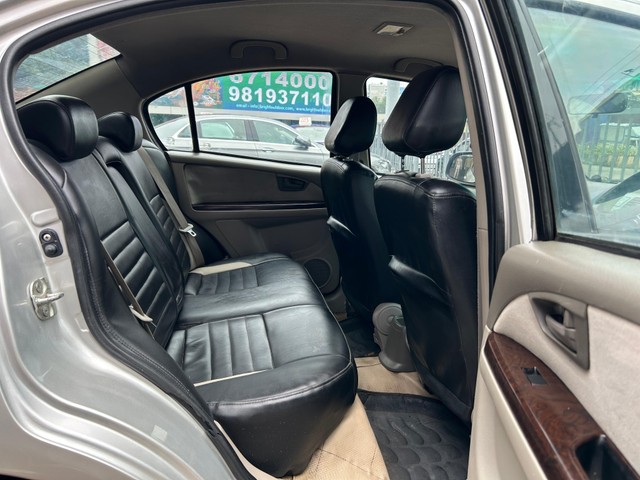 Second-hand 2011 Maruti SX4 VDI for sale in Mumbai-10