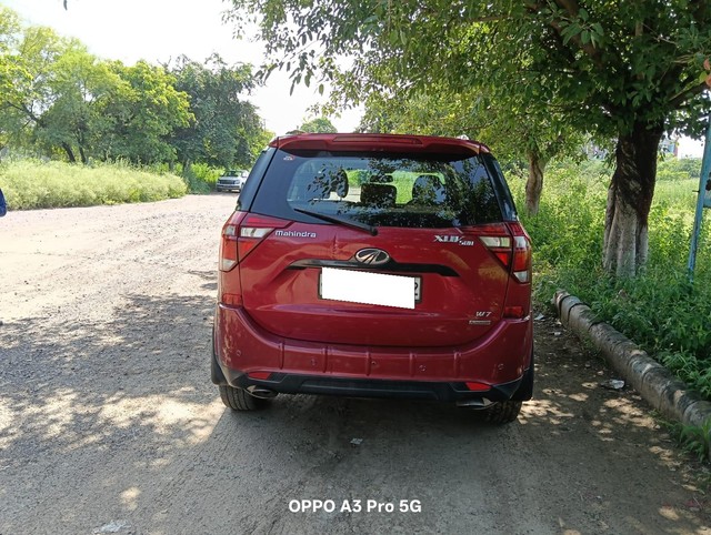Second-hand 2018 Mahindra XUV500 W7 AT BSIV for sale in Faridabad-2
