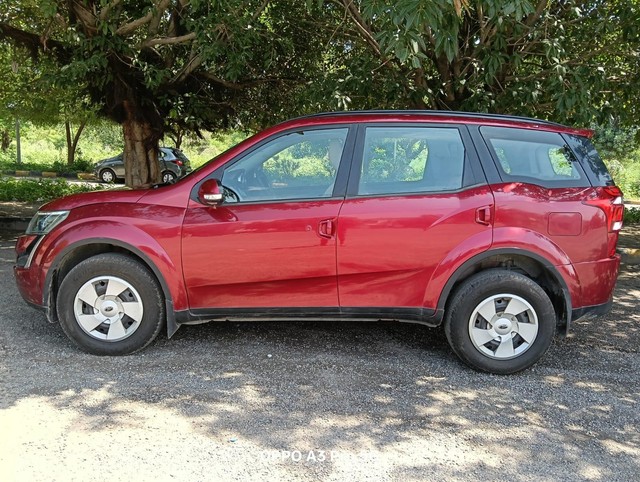 Second-hand 2018 Mahindra XUV500 W7 AT BSIV for sale in Faridabad-3