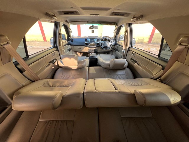 Second-hand 2015 Toyota Fortuner 4x2 AT for sale in Virar-7